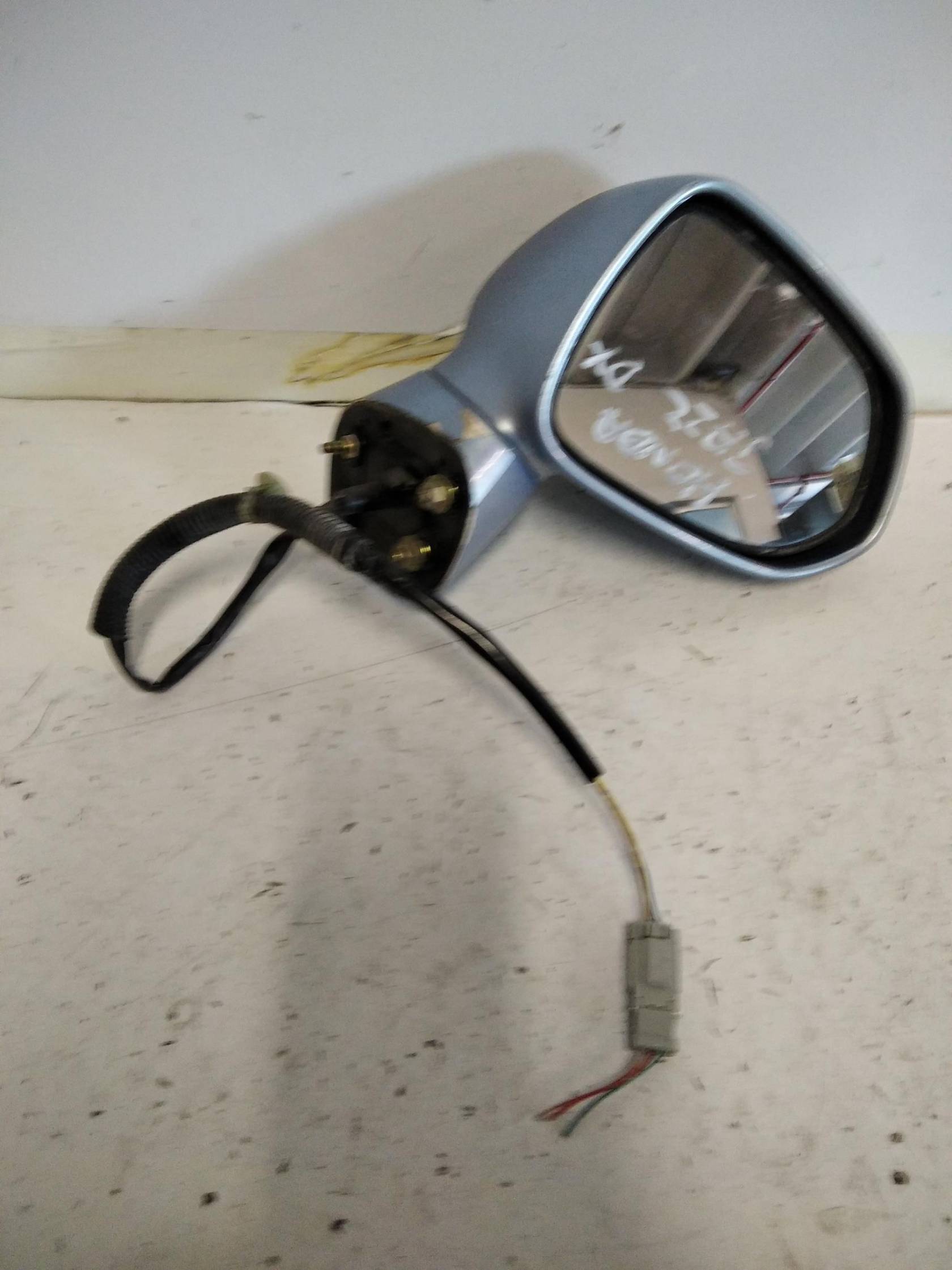 Retrovisore est. regolaz. elettr. dx.